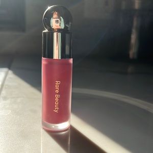 Rare beauty liquid matte blush. Shade Grace